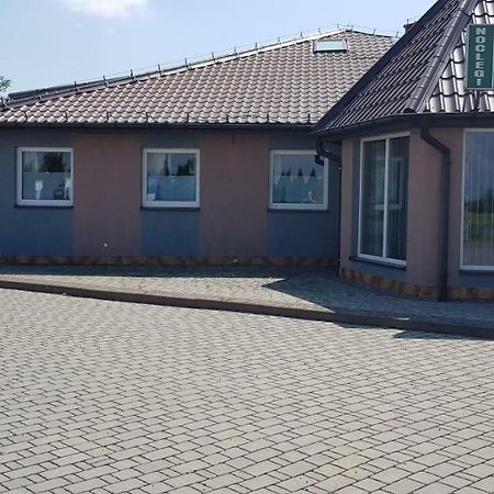 Sebar Hotell Gorzyce  Exteriör bild