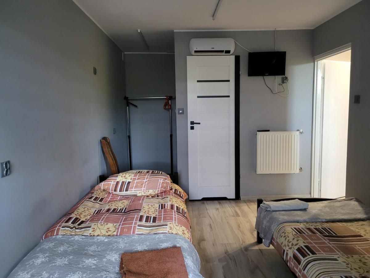 Sebar Hotell Gorzyce  Exteriör bild