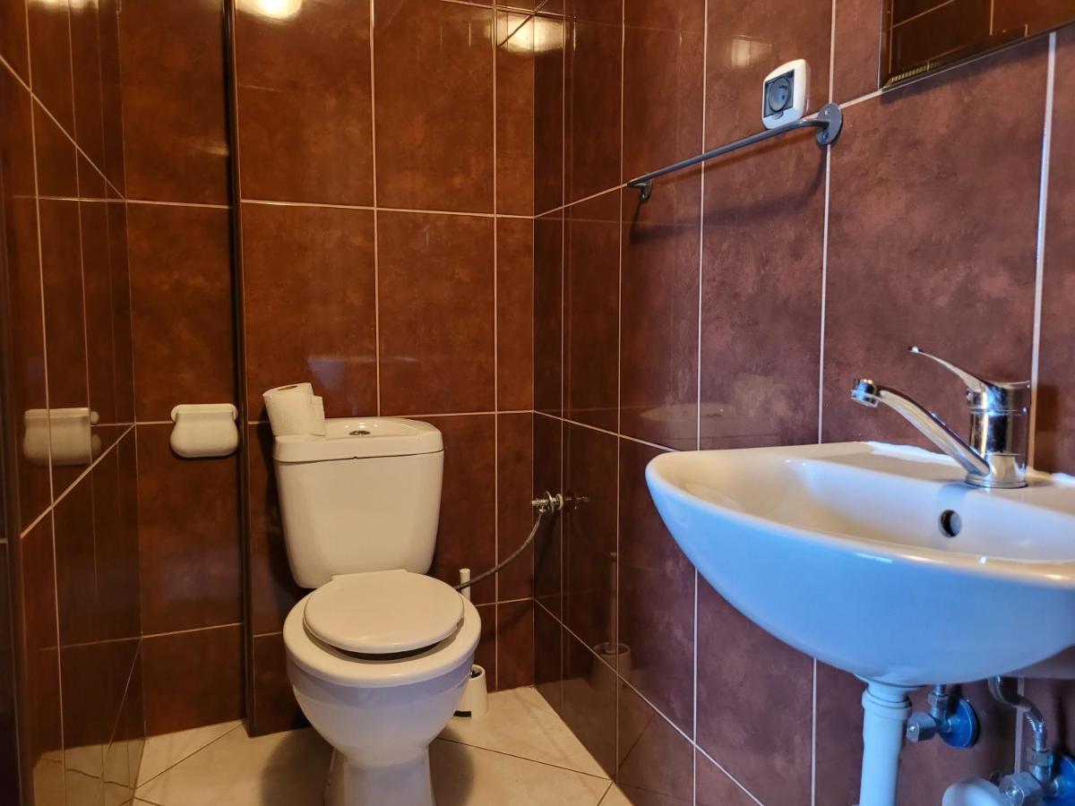 Sebar Hotell Gorzyce  Exteriör bild