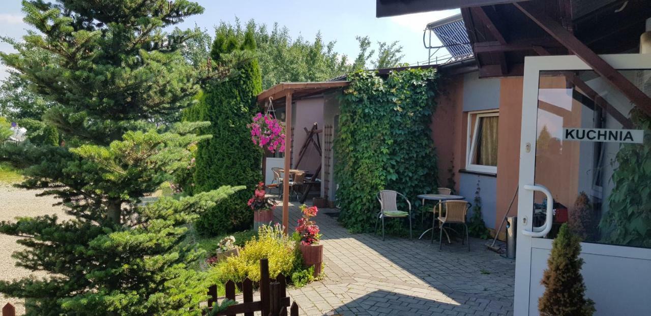 Sebar Hotell Gorzyce  Exteriör bild