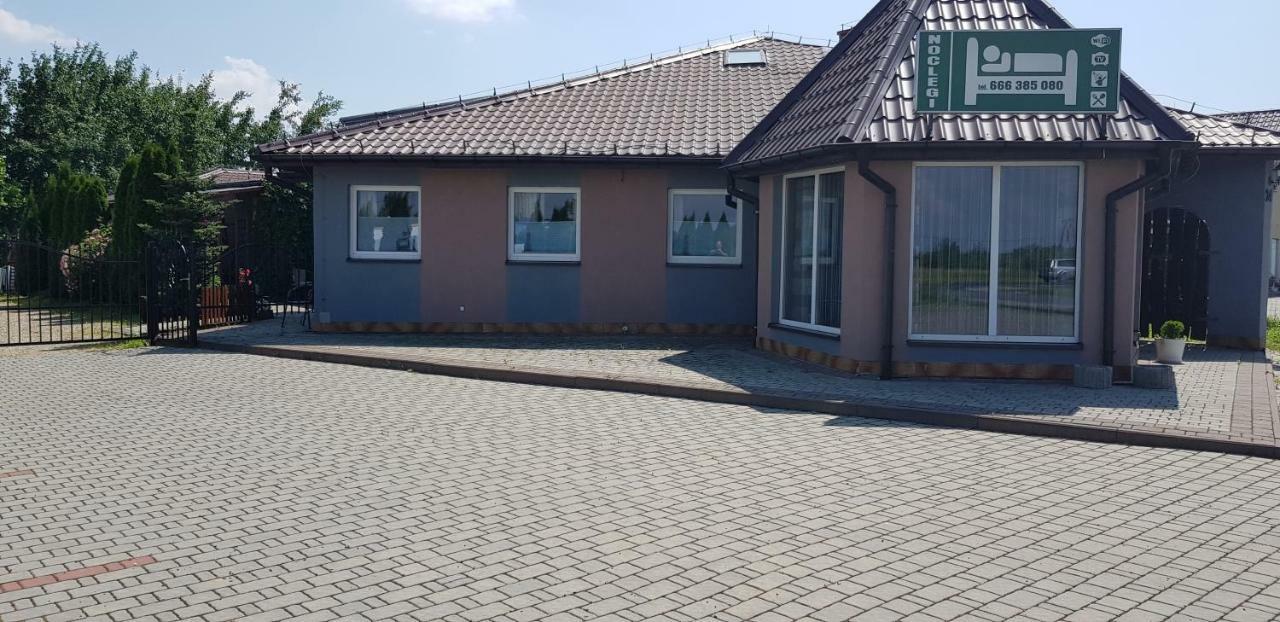 Sebar Hotell Gorzyce  Exteriör bild